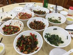 -红色湘菜馆(春风店)