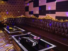 -圣地雅歌KTV(市府广场店)