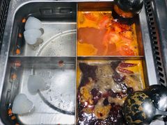 -海底捞火锅鲜切牛肉主题店(长寿路店)