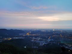 -鬼笑石后山停车场