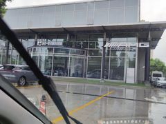 -上海星瀚奔驰4S店(红柳路店)