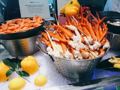 -亚洲国际大酒店·云顶阁旋转自助餐厅