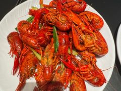 -涨巢·潮玩水疗局