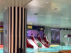 -涨巢·潮玩水疗局