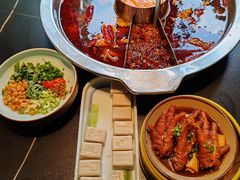 -味当家鱼头火锅.•甲鱼料理(金沙店)