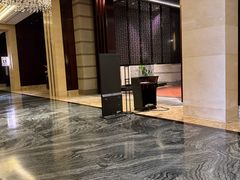 -成都保利公园皇冠假日酒店(熊猫基地店)