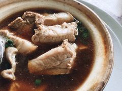 -新峰肉骨茶