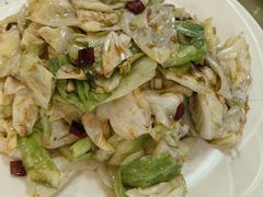 -鑫渔港海鲜本地菜·山海关浑锅(东戴河店)