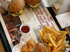 -The Habit Burger Grill 哈比特汉堡(复兴soho店)