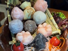 -湊湊火锅·茶憩(南京东路悦荟店)