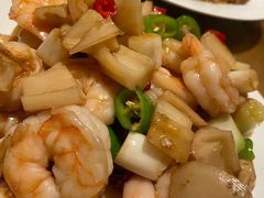 -泉畔人家·老济南经典鲁菜(大明湖店)