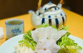 Pufferfish and Fresh Fish Hot Pot