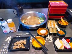 -牛武士寿喜烧·和牛火锅自助(全球首店)