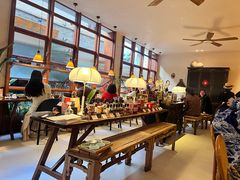 -银米·云南传统过桥米线(双廊黑金冠店)