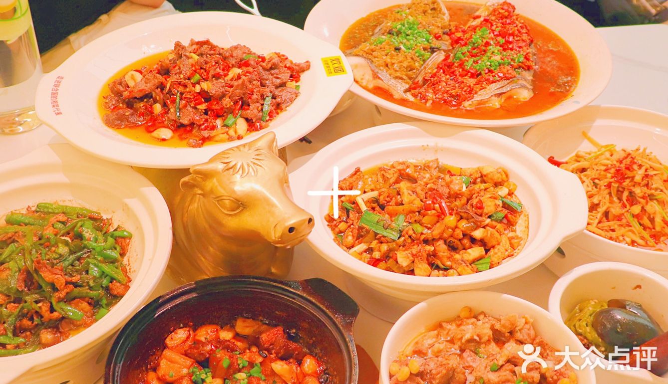 魔都的排队王湘菜馆，你吃了吗？