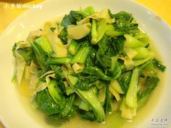 毛菜豆腐皮-鹿港小镇经典老上海菜(长乐路店)