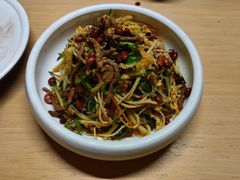 -关东小磨东北菜(上海长风大悦城店)