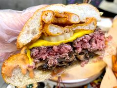 和牛汉堡-LESCEDARS Brasserie Bistro香柏树