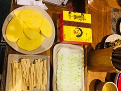 -舒家大院重庆老火锅(纪念塔店)