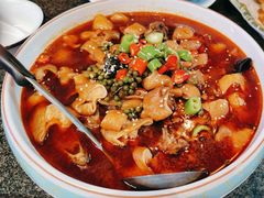 -路边边地标烧烤·川菜·小龙虾·音乐酒馆(良乡长虹店)