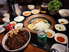 -军硕烤肉·部队火锅(二七万达店)