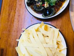 -曹丞相·地锅鸡·地锅鱼(武林店)