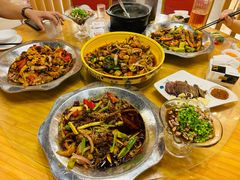 -休记光头香辣蟹干锅店(衣冠庙店)