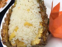 菠萝炒饭-Neary Khmer Restaurant