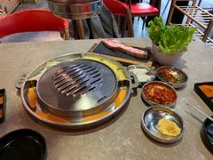 -哈哈碳都·牛肋条无限自助烤肉(台江万达店)