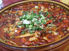 -乡土特色.冷锅鱼.牦牛肉汤锅