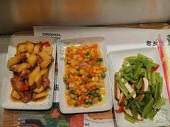 -老乡鸡(上海白玉兰广场店)