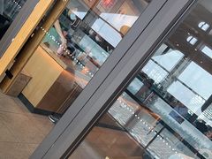 -星巴克(青岛火车北站候车大厅店)