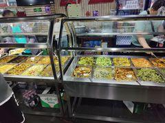 -香里香自助快餐(全安广场店)