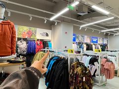 -BIGOFFS超级折扣(中街星汇广场店)