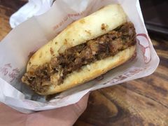 牛肉烧饼（多肉）-穆得·老周家牛肉烧饼(普利街店)