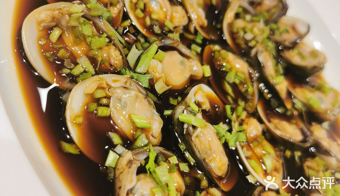 糟味拼盆上海人吃饭基本必点的，开胃菜