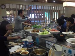 自助取餐区-咕叽咕叽自助烤肉小火锅(西城广场购物中心店)