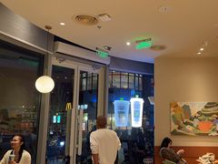 -奈雪的茶(金地广场店)