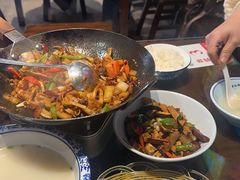 -富正毅三下锅(体育馆店)