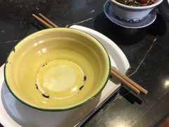 -巴四老城区炭火蛙锅(张江店)