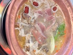 -阿婆情腊排骨火锅(金虹路店)