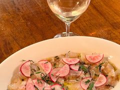 昆布缔真鲷鱼卡尔帕乔-羽深肉铺 Steak & Wine