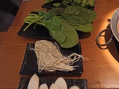 -呷哺呷哺(凯旋广场店)