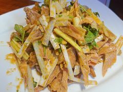 -芳芳私房菜·精做淮扬菜(承德路店)