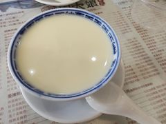 -周大娘牛乳(旧寨古村总店)