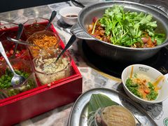 -禄婶鸡煲·打边炉