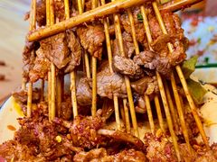 -拈签一笑黄牛肉辣卤串串