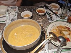 -禄婶鸡煲·打边炉