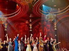 -交通银行前滩31演艺中心