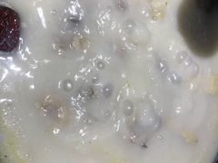 竹荪菌猪肚鸡小锅-洪氏嗨捞·广东猪肚鸡·椰子鸡火锅(西咸万象城店)